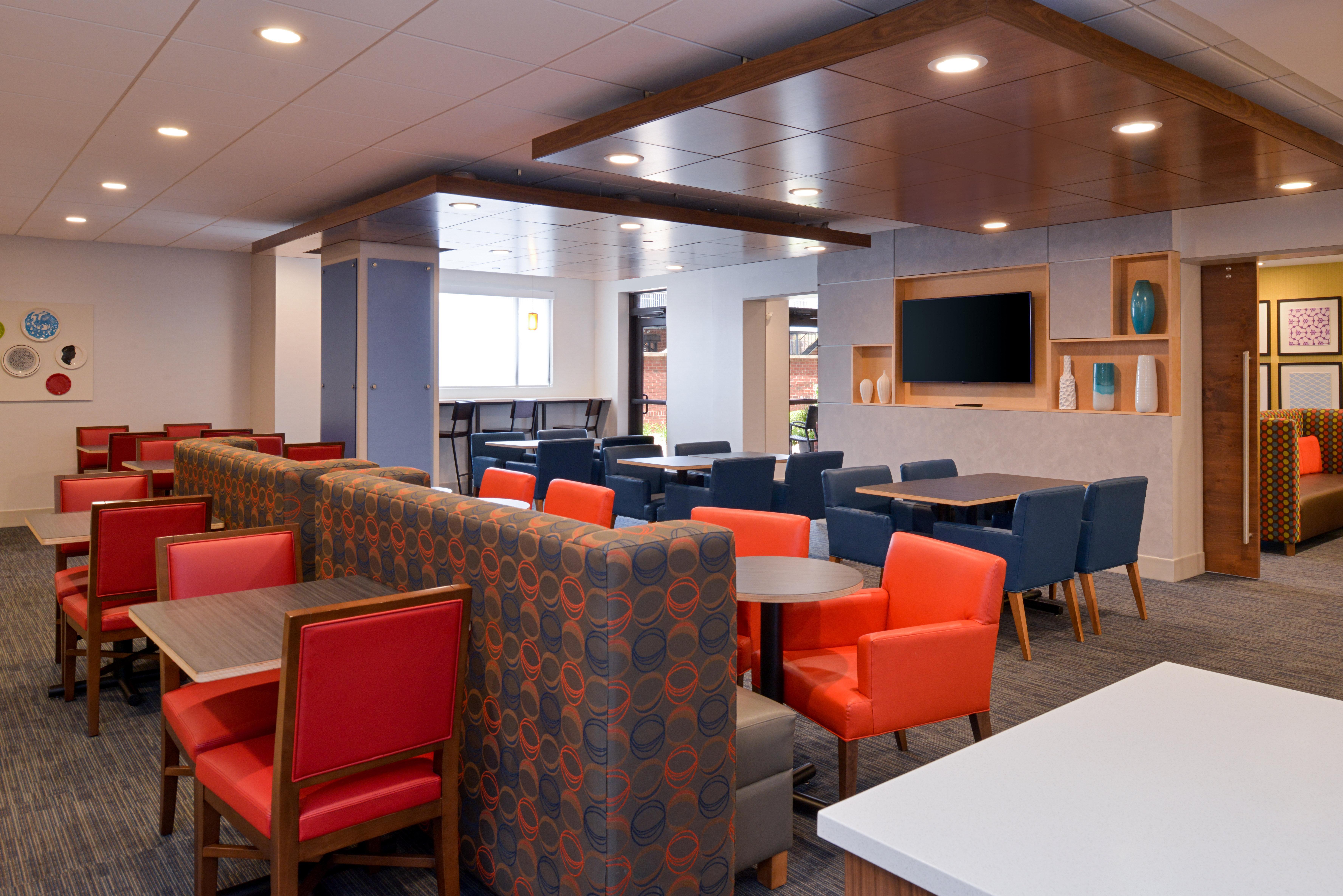 Holiday Inn Express Hotel & Suites Indianapolis Dtn-Conv Ctr By Ihg Ngoại thất bức ảnh